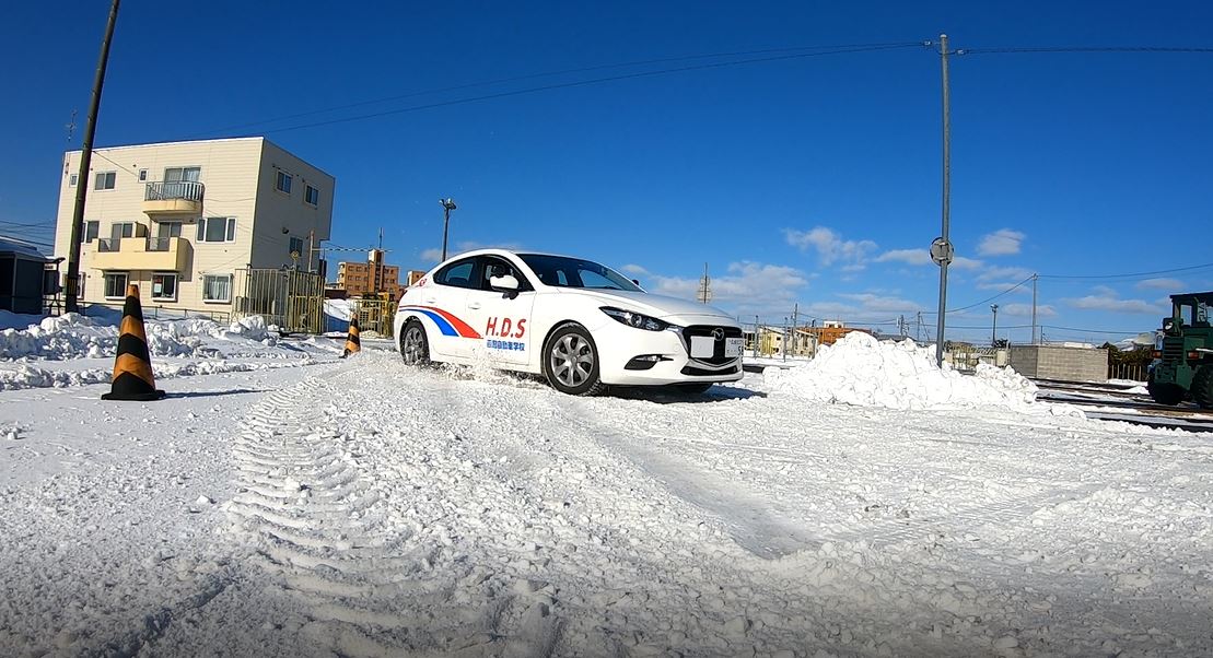 雪道の恐ろしさ学びました！